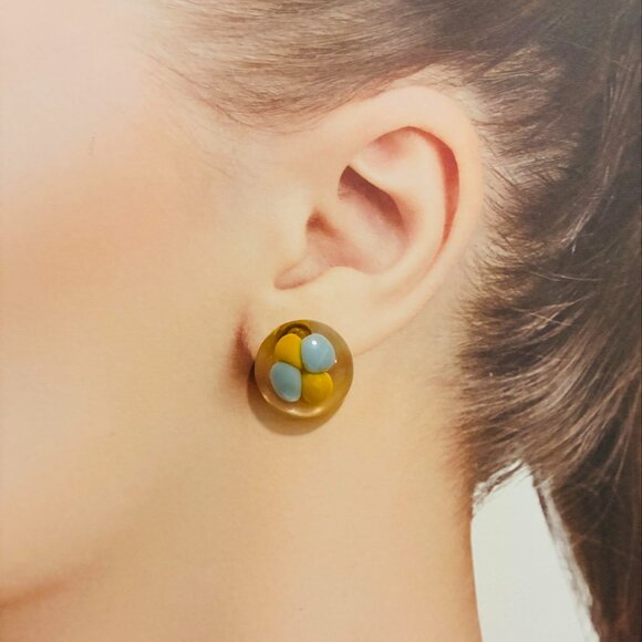 Yellow light blue resin stud earrings, - Picture 3 of 4